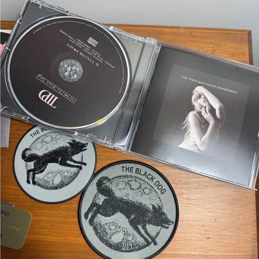 Taylor Swift The Tortured Poets Department The Black Dog Deluxe CD w/ Artifacts - Picture 4 of 4